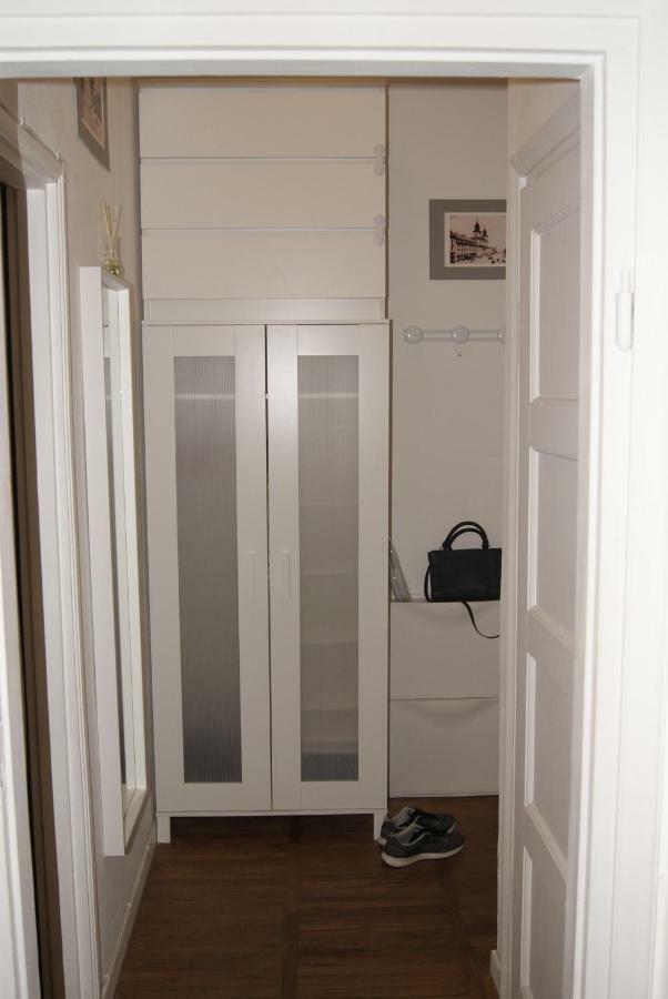 Cosy Apartment In The Old Town Варшава Екстериор снимка
